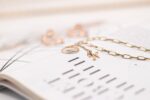 50代からのご褒美ジュエリー10選｜自分に贈る記念日のプレゼントアイデア